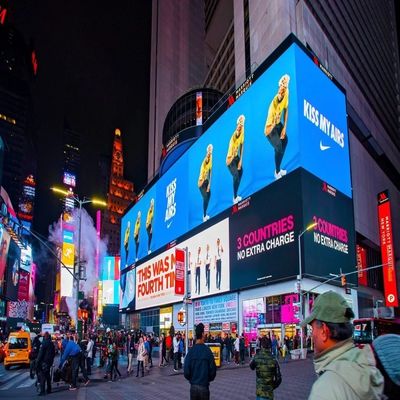 Outdoor-Full-Colour-LED-Bildschirm mit hoher Helligkeit und Erneuerungsrate von 1920-3840Hz