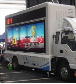 GCL kundenspezifischer Outdoor Mobile Werbewagen Van Anhänger P6 6500nits Helligkeit
