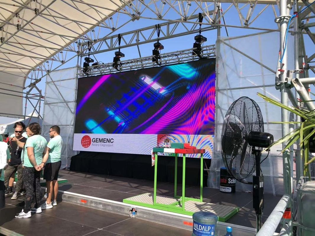 P2.6 P 2.976 P3.91mm Event-Miete LED-Display-Leinwand Werbetafel Outdoor Vollfront-Service mit Eckschutz