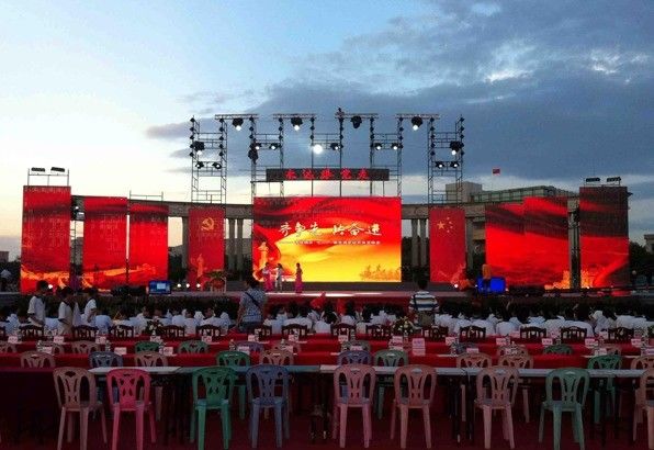 Gflow Serie P3.9-7.8 P10.4mm LED-Display-Bildschirm für ein Einkaufszentrum Bühne Kirche Touristenattraktion Veranstaltung