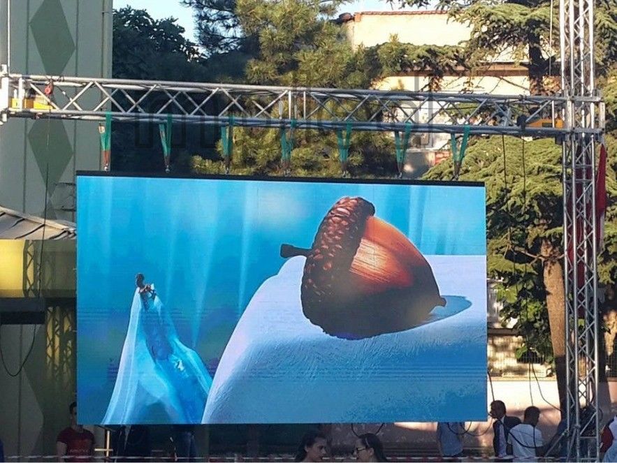 Outdoor HD Fine Pixel Pitch Vermietung P1.953mm LED-Display für Konzerte und Veranstaltungen