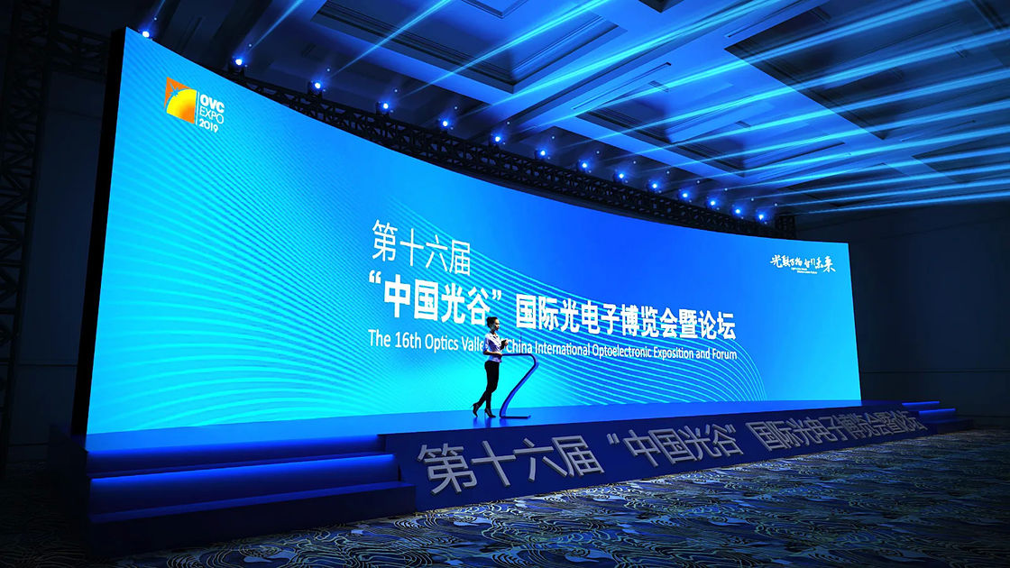 Gmars-P Miete Flexible LED-Display Bühnenbildschirm Wasserdicht IP65 LED-Panelschirm mit Stand Truss Struktur