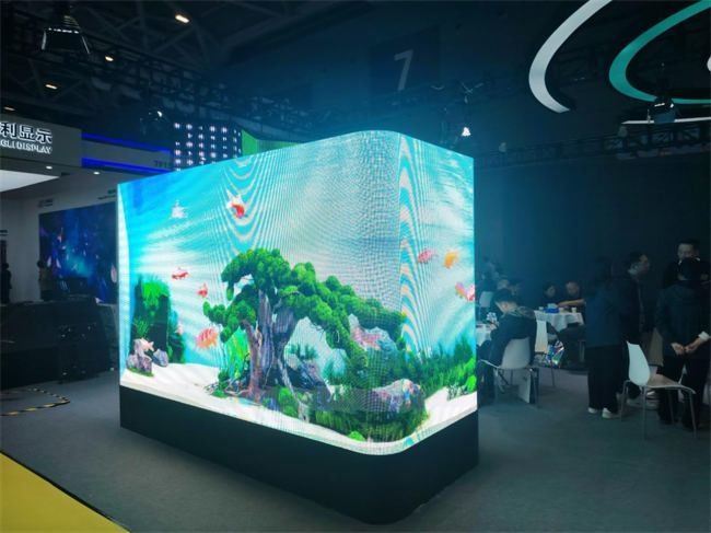 Außen 3D L-förmige geschwungene Ecke & Rechtswinkel Lösung P4 P5.7mm Led Display Screen Aluminium Wasserdicht IP65 960*960mm Außenwerbung Led Screen