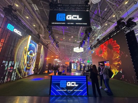 Outdoor-Vermietung von Mesh Led-Display-Bildschirm mit einer Transparenz von mehr als 60% P10.4 500*500mm/500*1000mm