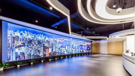 Ghalo Serie 1000*250mm 750*250mm Indoor LED-Langstreifen-Display mit schneller Wandmontage (P1.25, P1.56, P1.953mm)